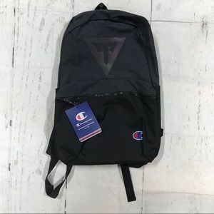 typical gamer champion backpack